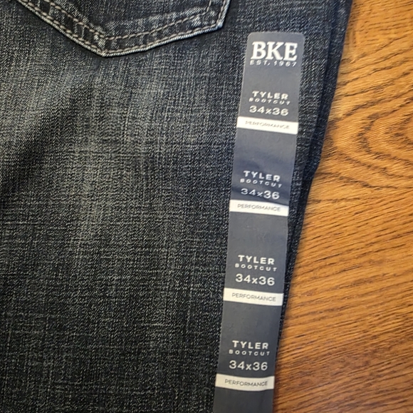 BKE Tyler Men's Dark Blue Jeans - Picture 2 of 5